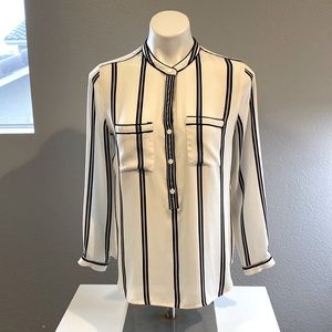 LOFT Petites blouse size M/P